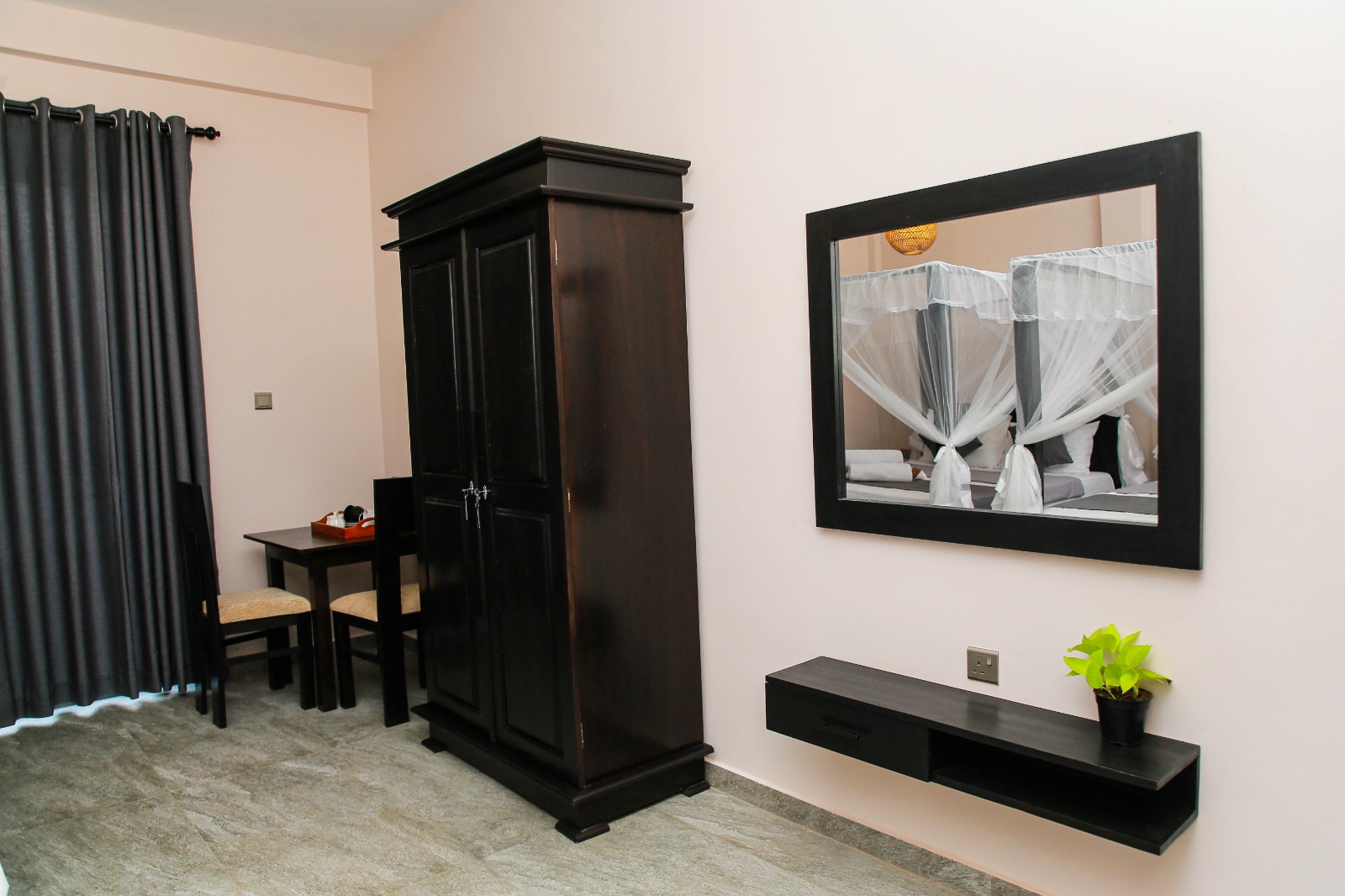 Room 102 — Double Room — photo 3