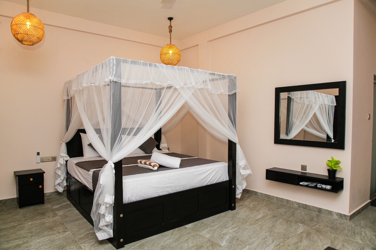 Room 106 — Double Room — photo 1
